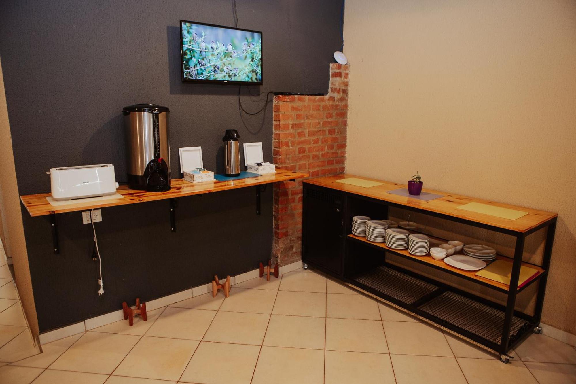 Isondu & Breakfast Hotel